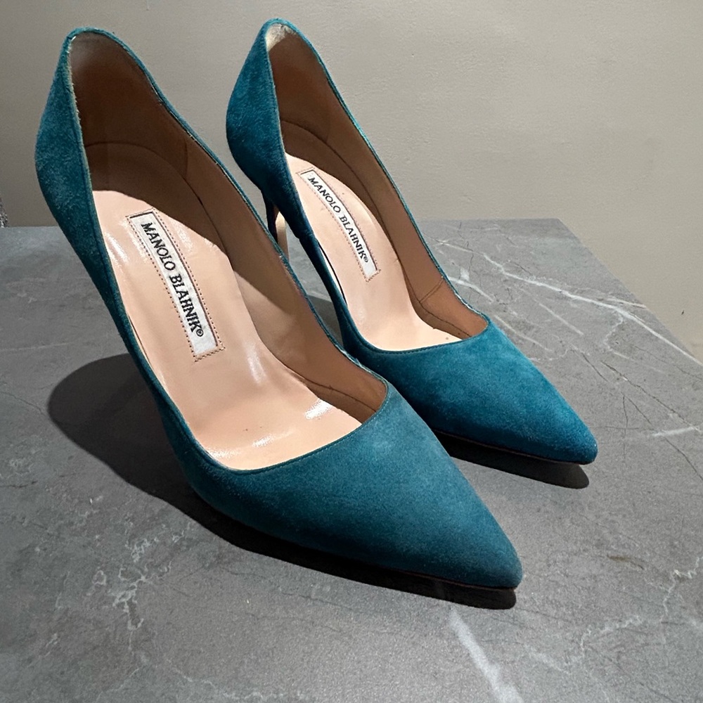 Manolo Blahnik pumps size 35
